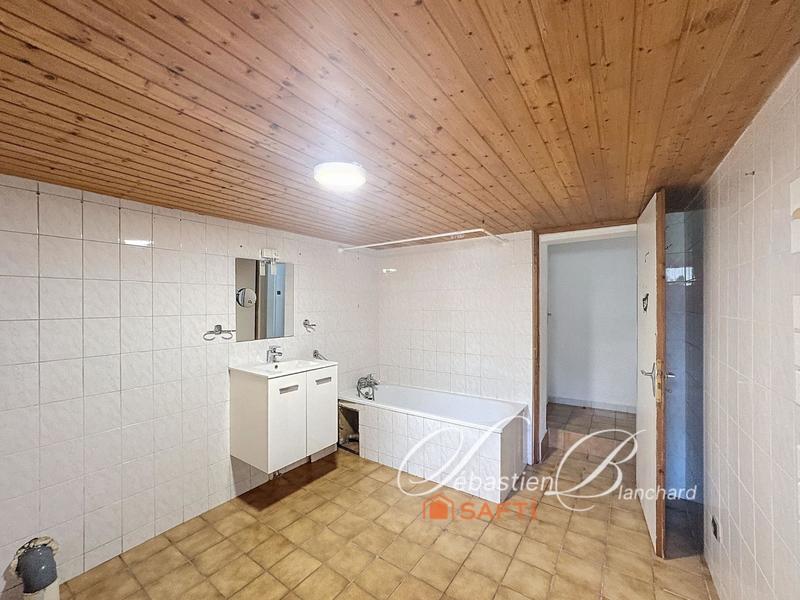 Maison - 87 m² - 5 pièces