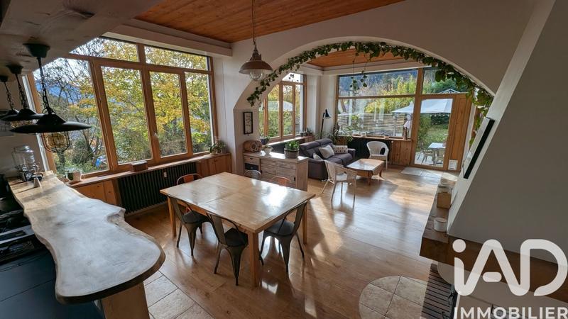 Appartement - 89 m² - 3 pièces