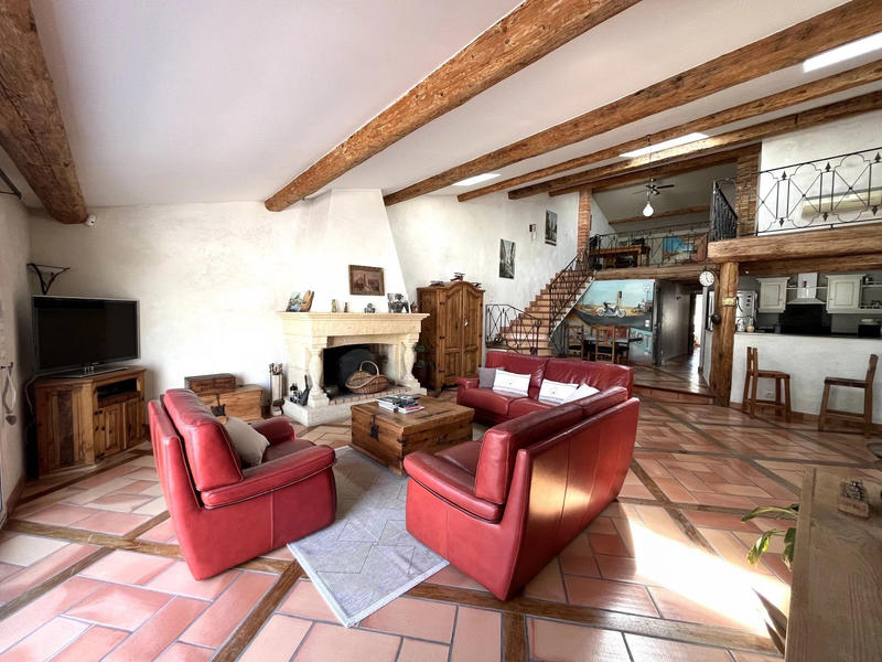Maison - 193 m² - 5 pièces