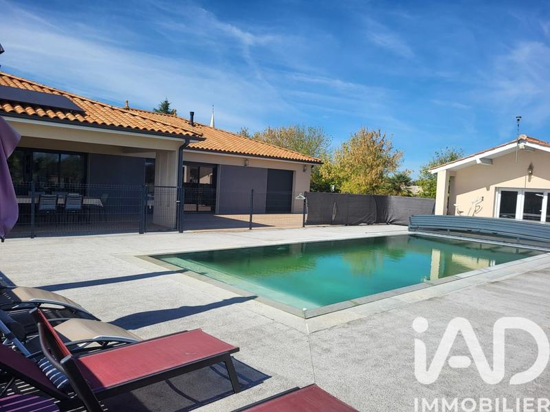 Maison - 182 m² - 5 pièces