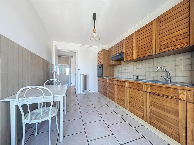 Appartement - 82 m² - 4 pièces