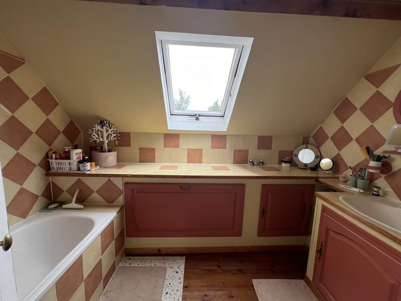 Maison - 86 m² - 5 pièces