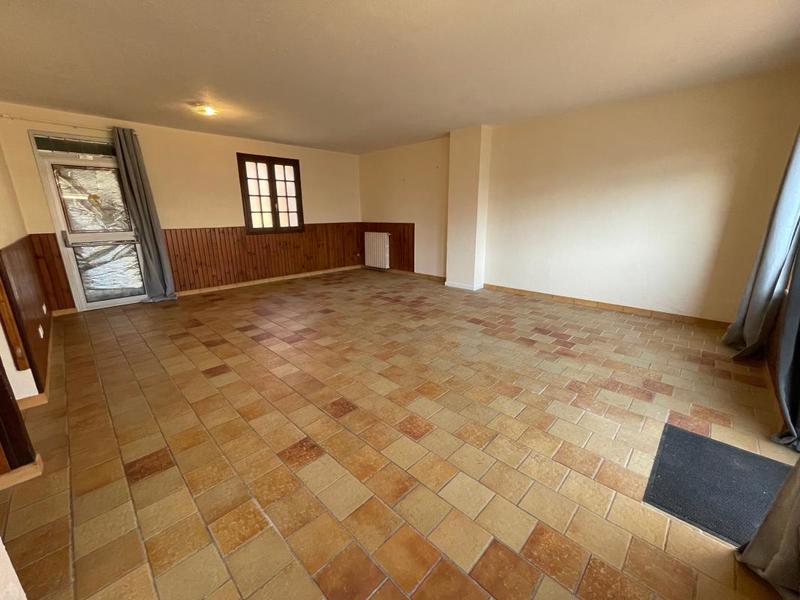 Maison - 136 m² - 3 pièces