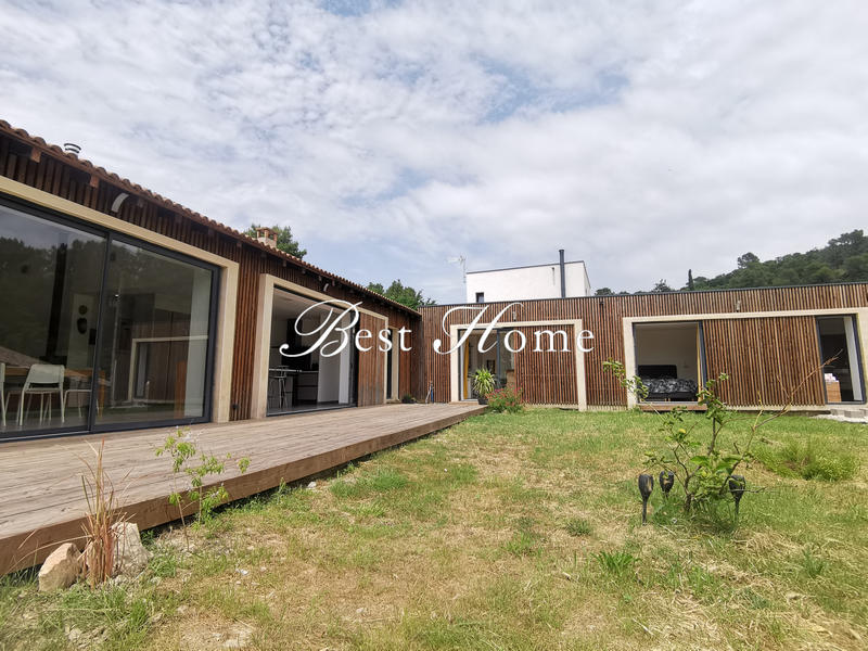 Maison - 156 m² - 5 pièces