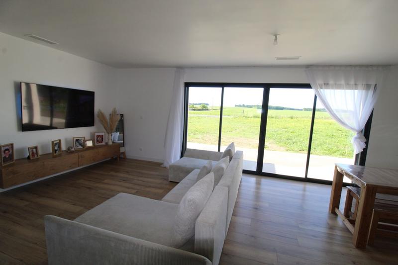 Maison - 124 m² - 6 pièces