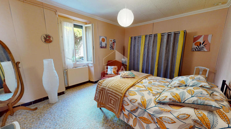 Maison - 143 m² - 7 pièces