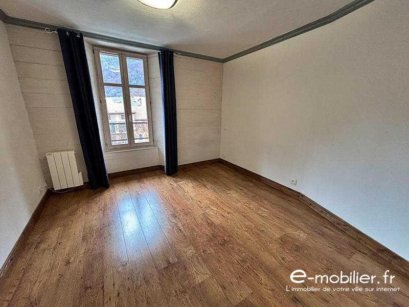 Appartement - 89 m² - 4 pièces