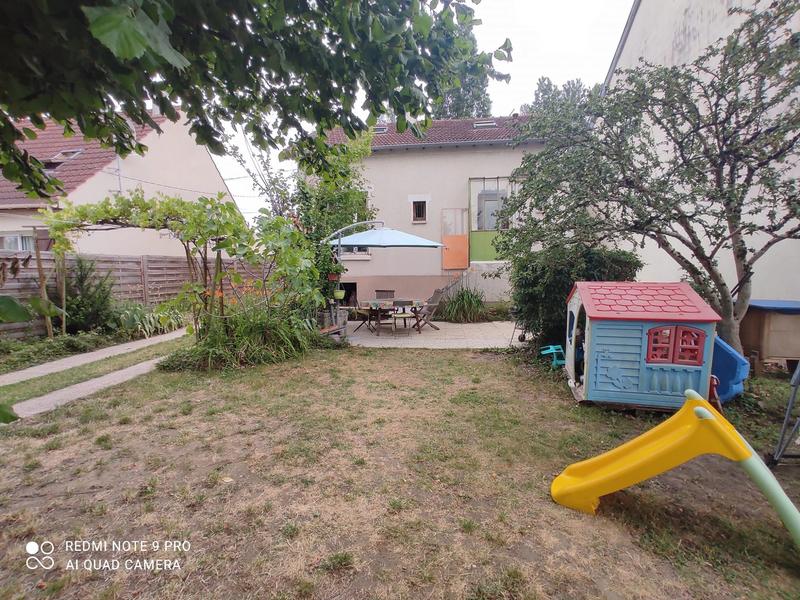 Maison - 91 m² - 5 pièces