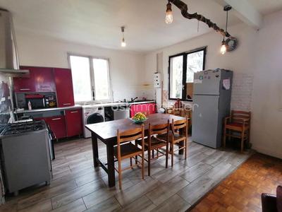 Maison - 100 m² - 5 pièces