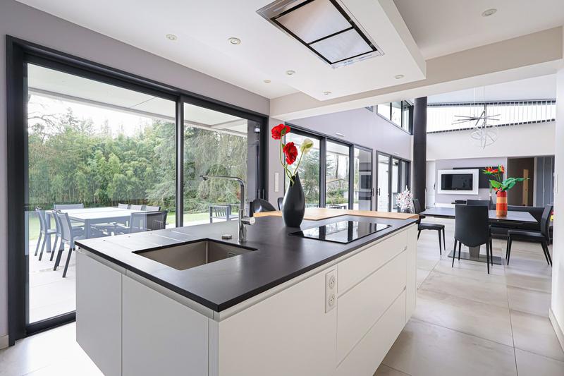 Maison - 160 m² - 8 pièces