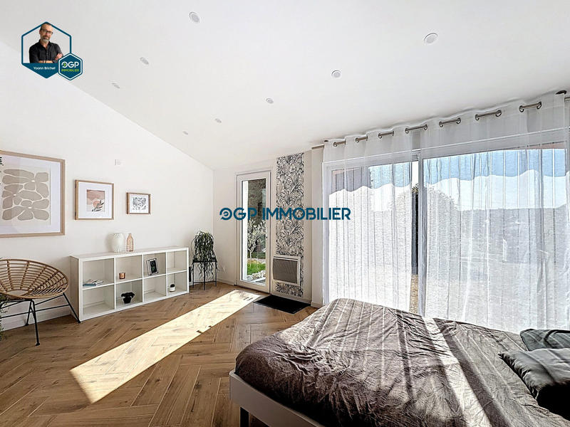 Maison - 175 m² - 6 pièces