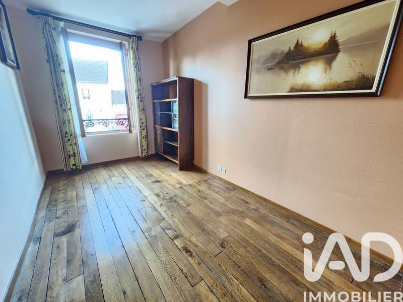 Maison - 222 m² - 7 pièces