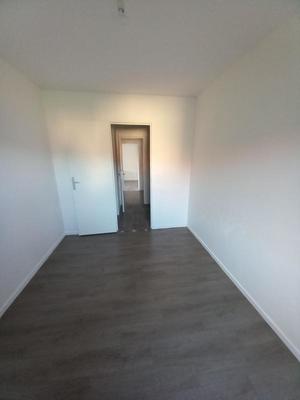 Appartement - 81 m² - 3 pièces