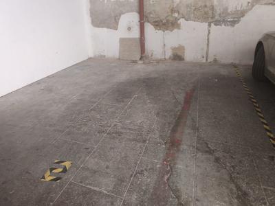 Parking / Garage - 12 m²