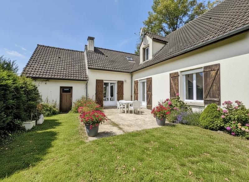 Maison - 156 m² - 7 pièces