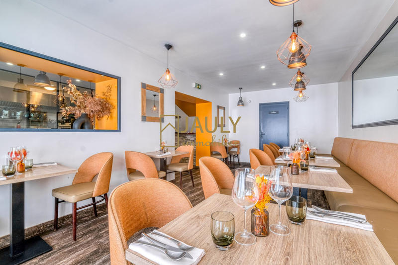 Fonds de commerce - 110 m²