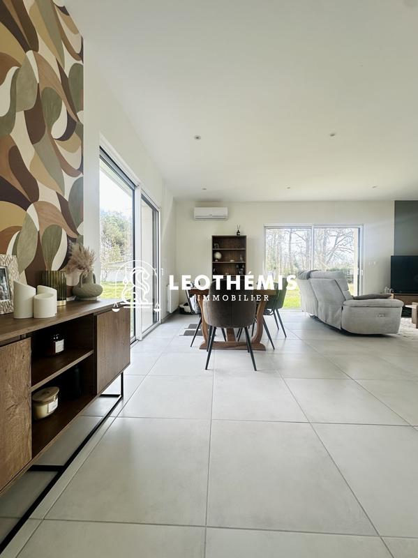 Maison contemporaine - 106 m² - 4 pièces