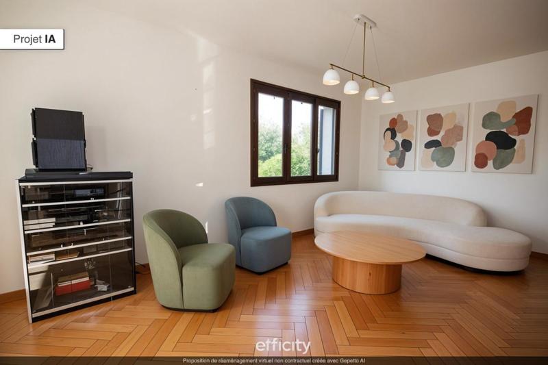 Maison traditionnelle - 230 m² - 6 pièces