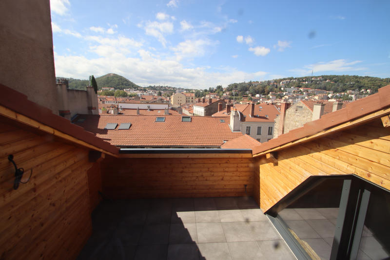 Appartement - 165 m² - 1 pièce