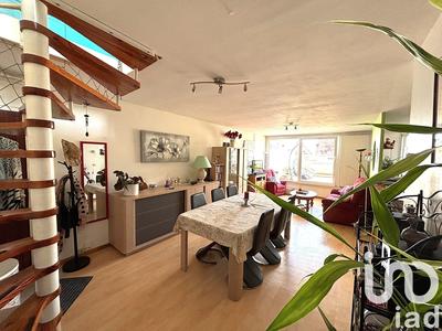 Duplex - 92 m² - 4 pièces