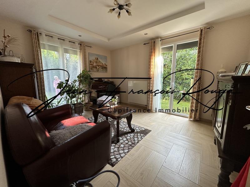 Maison - 210 m² - 9 pièces