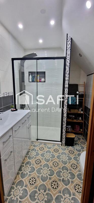 Maison - 86 m² - 4 pièces