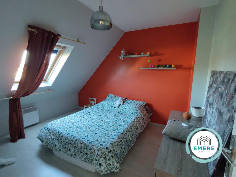 Maison - 99 m² - 5 pièces