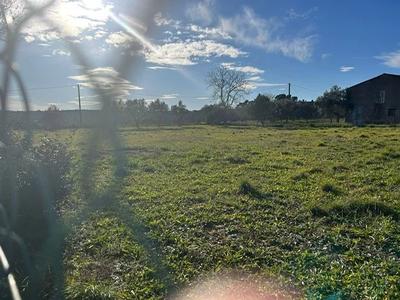 Terrain constructible - 1 873 m²