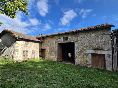 Maison - 80 m² - 1 pièce