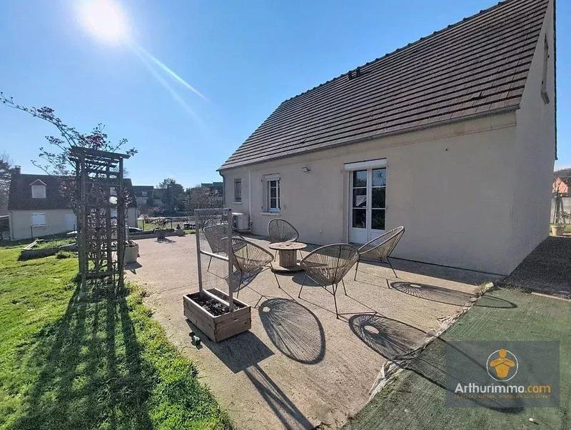 Maison - 93 m² - 4 pièces