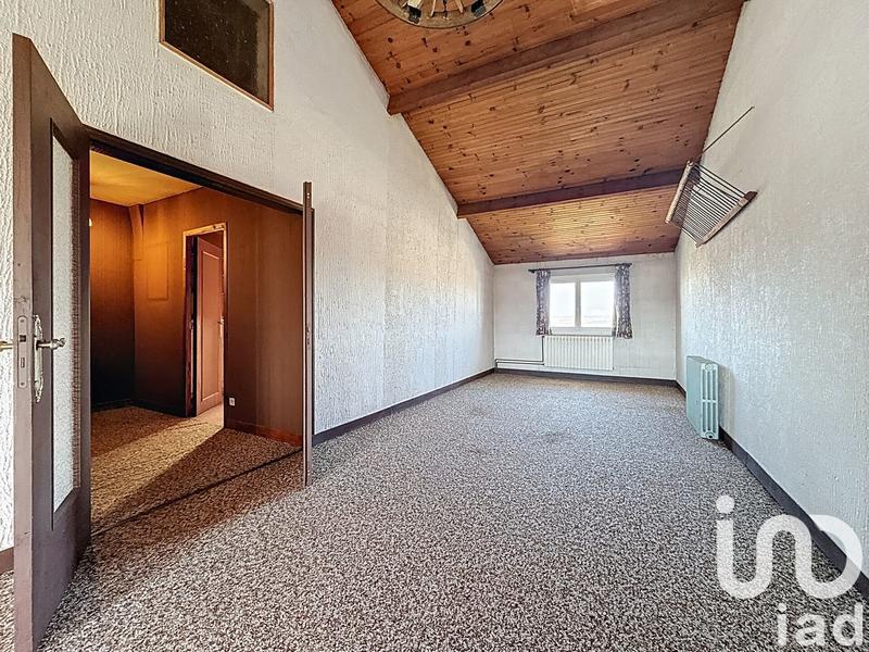 Maison - 180 m² - 8 pièces