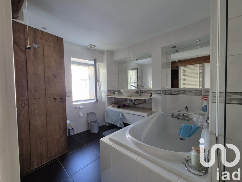 Maison - 224 m² - 5 pièces