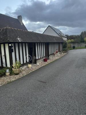 Demeure - 107 m² - 5 pièces