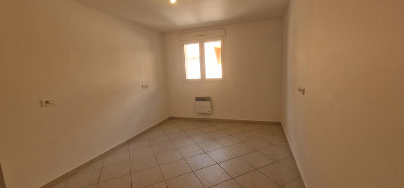 Appartement - 93 m² - 4 pièces