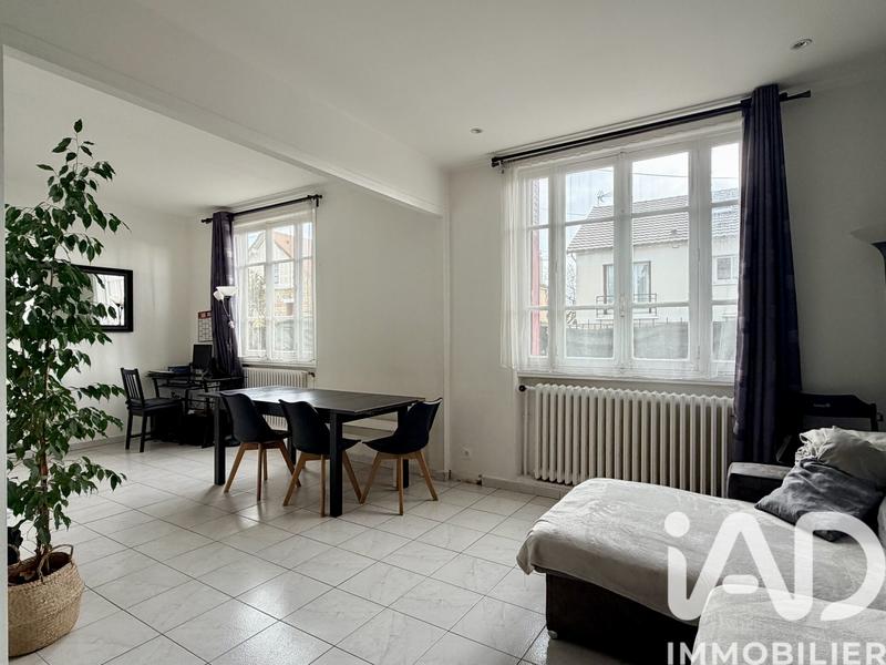 Maison - 104 m² - 5 pièces