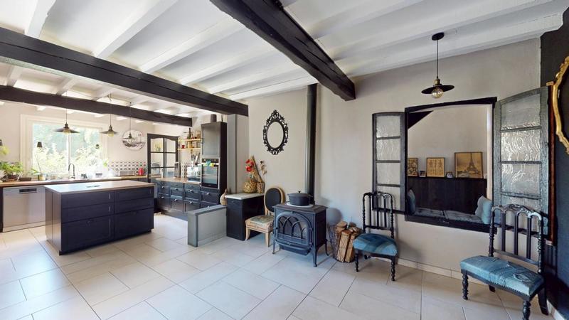 Maison - 249 m² - 6 pièces