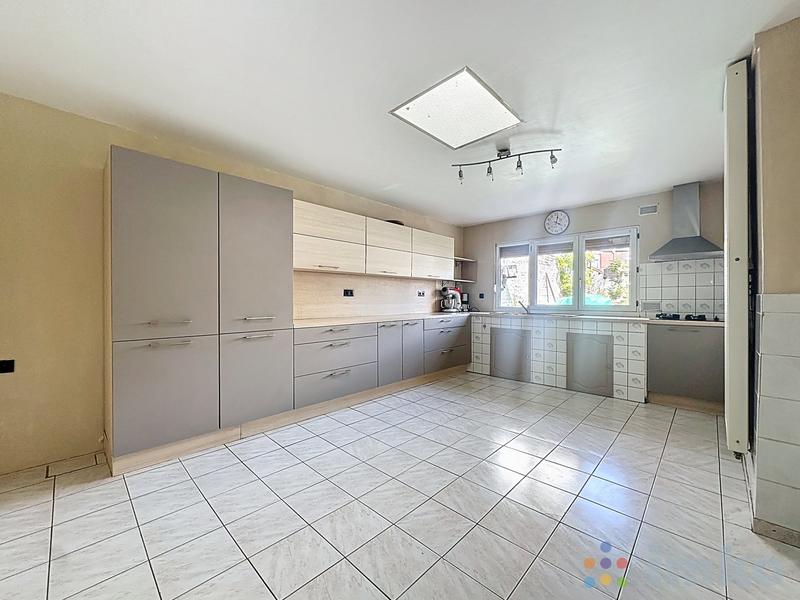 Maison - 157 m² - 4 pièces