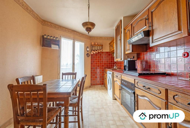 Appartement - 90 m² - 5 pièces