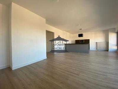 Appartement - 93 m² - 4 pièces