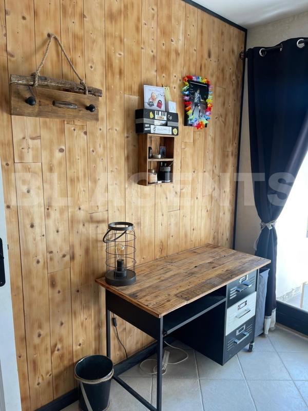 Maison - 248 m² - 8 pièces