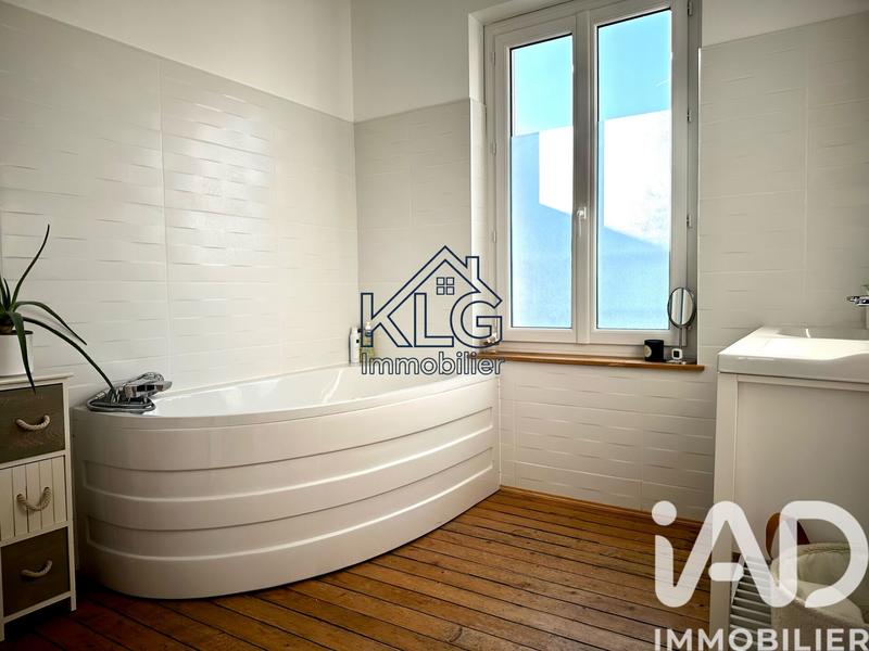 Maison - 122 m² - 5 pièces