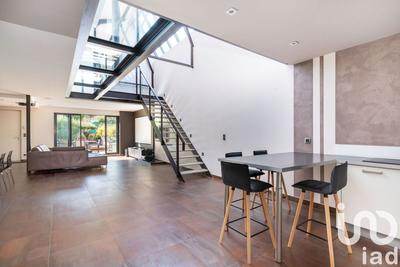Loft - 136 m² - 4 pièces