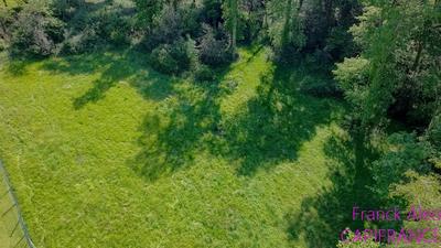 Terrain constructible - 5 000 m²