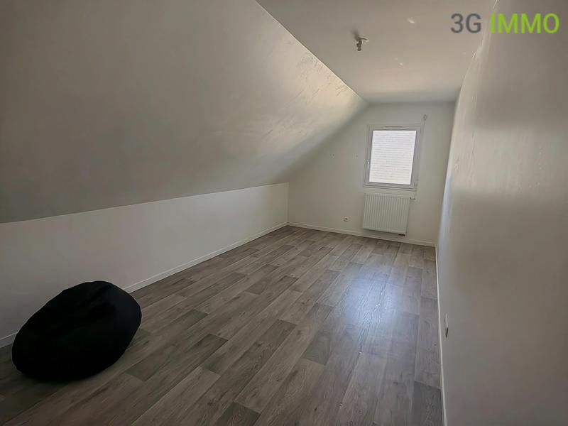 Maison traditionnelle - 159 m² - 6 pièces