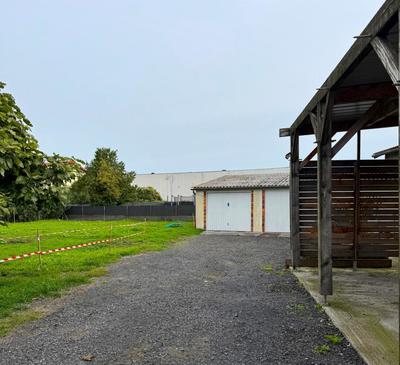 Maison - 184 m² - 9 pièces