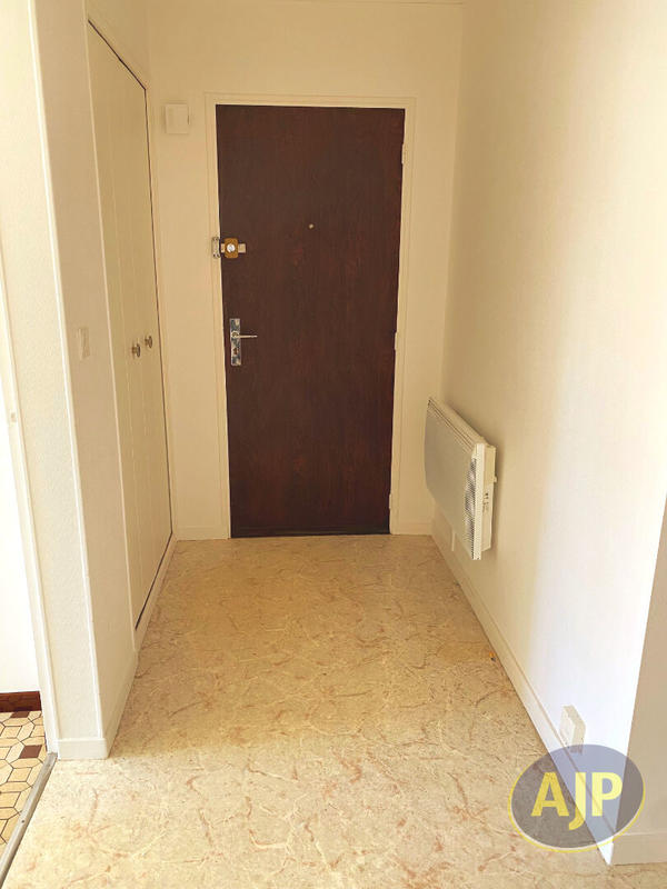 Appartement - 60 m² - 2 pièces