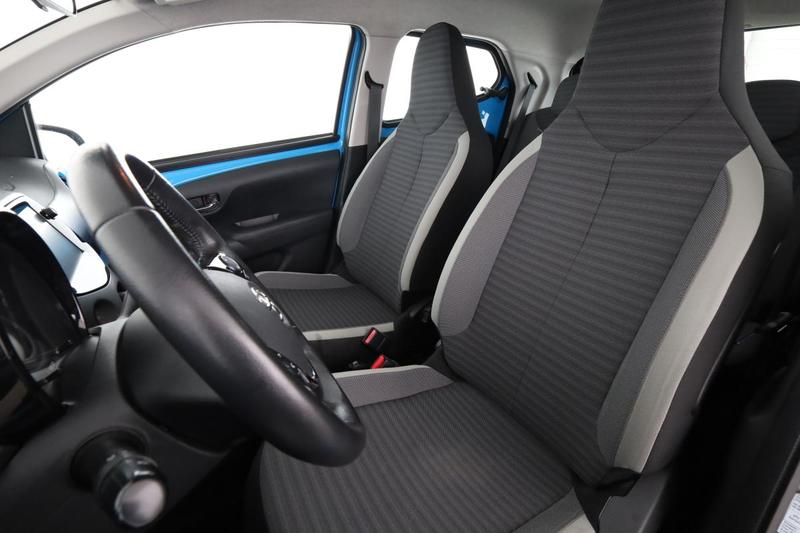 Toyota Aygo 1.0 Vvt-i X-Play 5p 72 ch