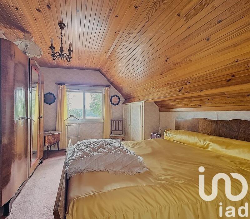 Maison - 225 m² - 8 pièces