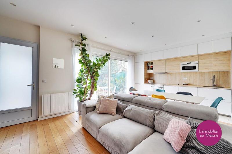 Maison - 108 m² - 4 pièces