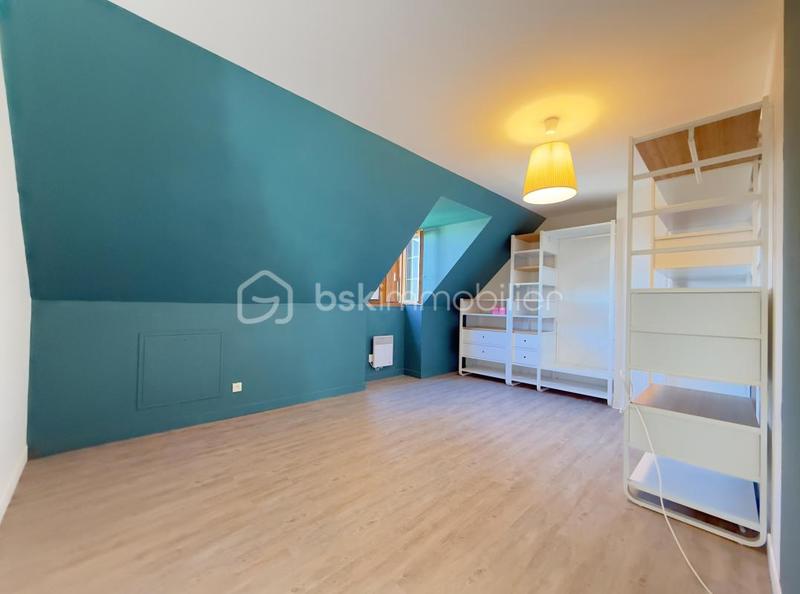 Maison - 190 m² - 8 pièces